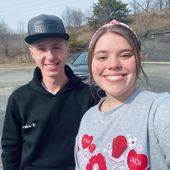 Meet your Posher, Mckenzie - Picture 4 of 12